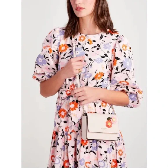 NWT Kate Spade Leather Petal Flap Chain Crossbody Wallet in Milk Glass - Picture 1 of 10